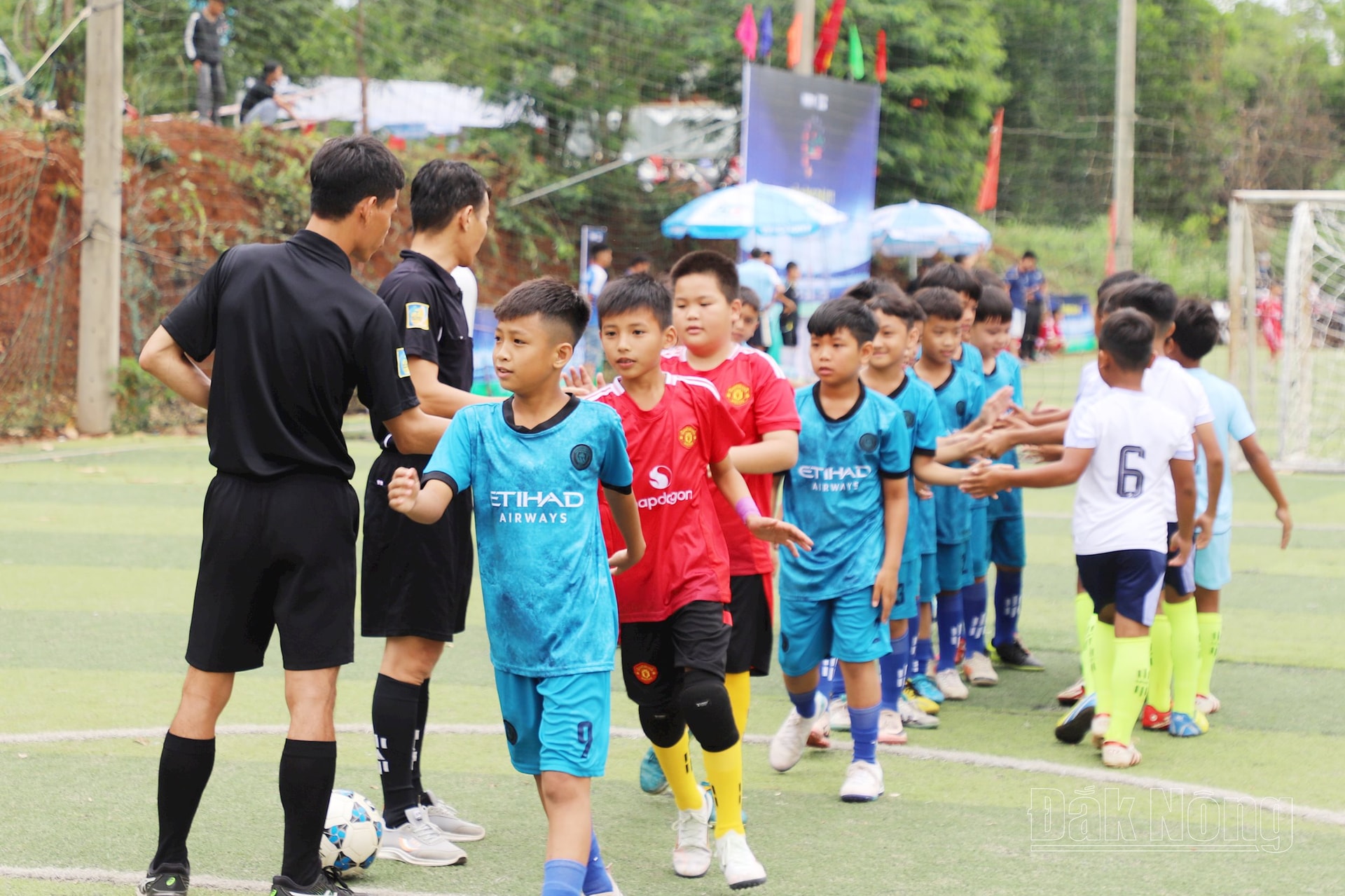 U11 Gia Nghia បាន​ប្រកួត​បើក​ឆាក​ដ៏​គួរ​ឲ្យ​ចាប់​អារម្មណ៍​ជាមួយ​នឹង​ការ​យក​ឈ្នះ​លើ U11 Dak Mil ៦-០ កាល​ពី​ព្រឹក​ថ្ងៃ​ទី​២៩ ខែ​ឧសភា។