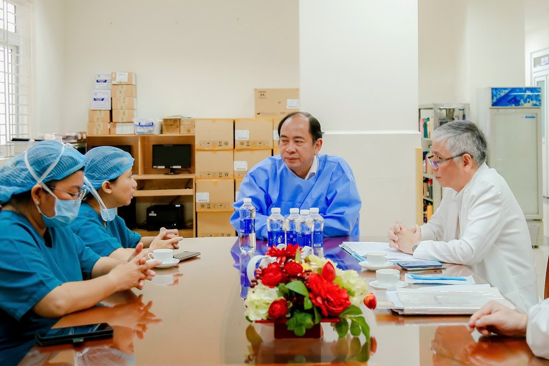 “Ba lần khóc” của sản phụ Singapore sang TPHCM cứu con và số 9 may mắn - 4