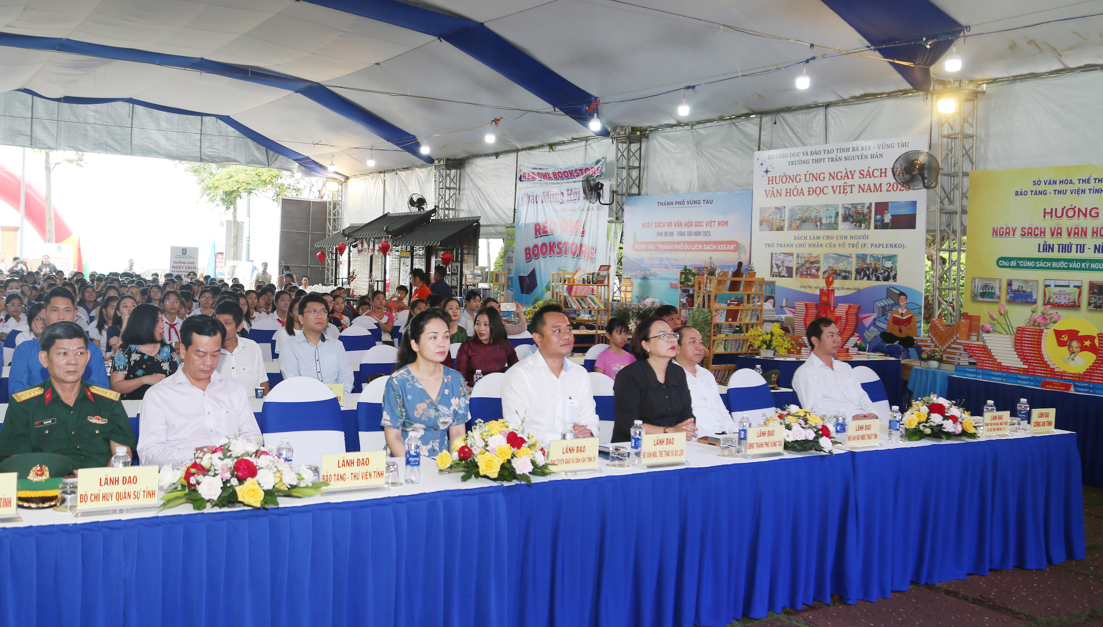 Các đại biểu tham dự lễ hưởng ứng Ngày Sách và Văn hóa đọc Việt Nam lần thứ 4 năm 2025.