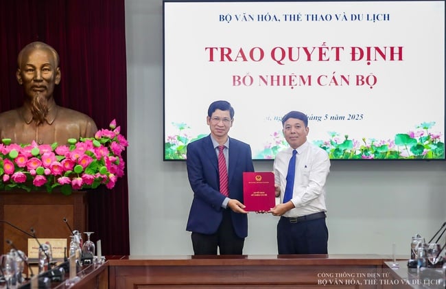 Trao các quyết định bổ nhiệm cán bộ tại Bộ VHTTDL - Ảnh 4.