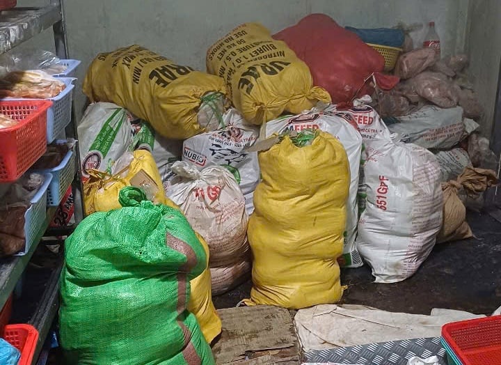 Le nom de la société C.P Vietnam a été imprimé sur l'emballage contenant des tonnes d'organes et de viande d'origine inconnue à Da Nang -0