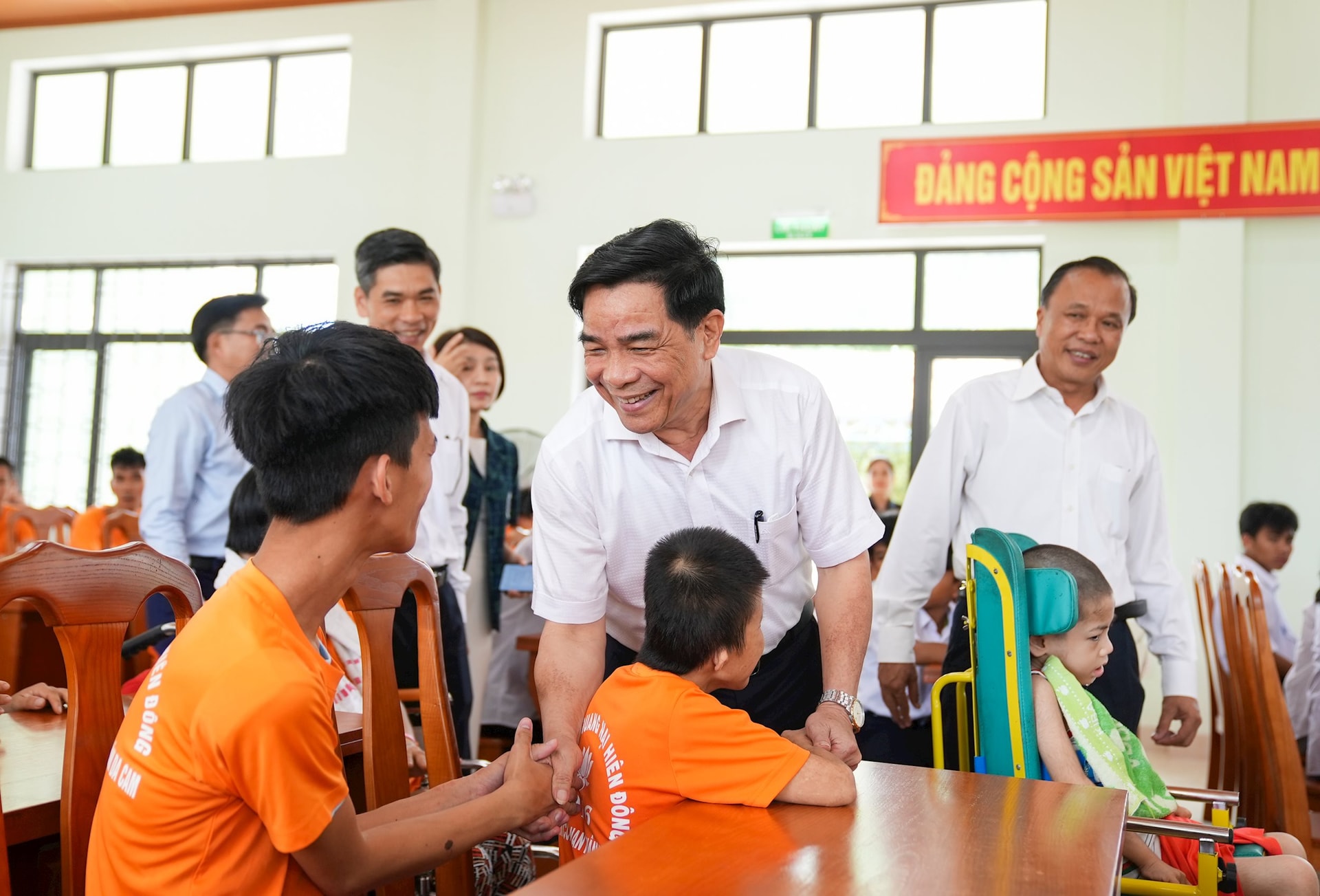 THIEU NHI 8