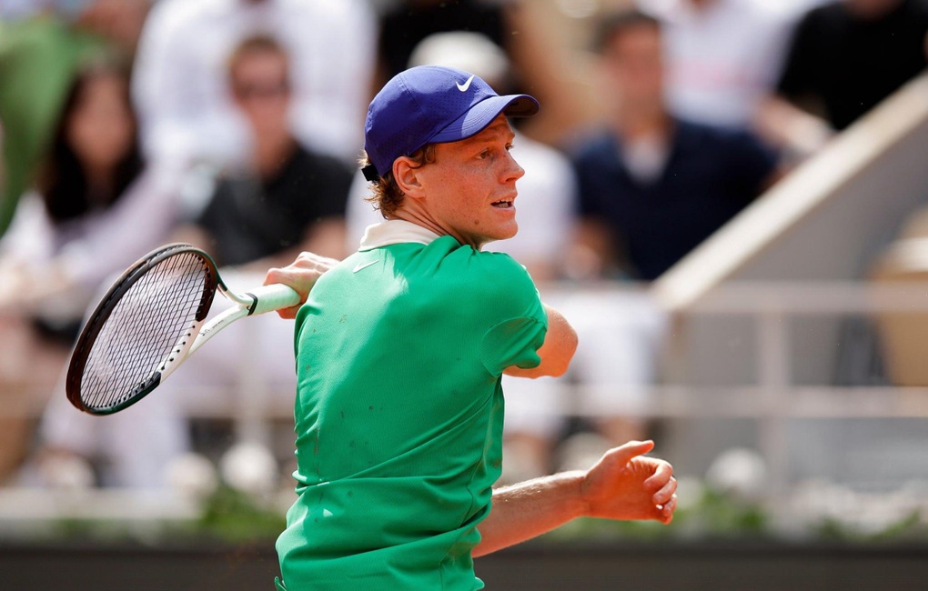 Sinner kết thúc sự nghiệp của Gasquet, kéo dài mạch thắng tại Roland Garros - 1