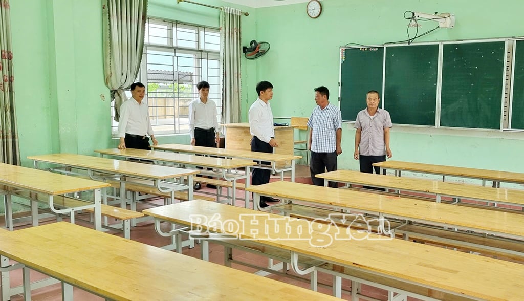 Trường THPT Minh Châu (Yên Mỹ) chuẩn bị cơ sở vật chất cho kỳ thi tuyển sinh vào lớp 10 THPT năm học 2025 - 2026