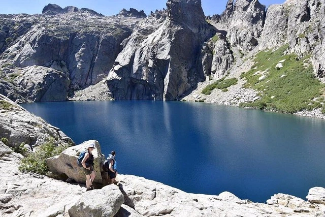 ho-lac-de-capitellu.webp
