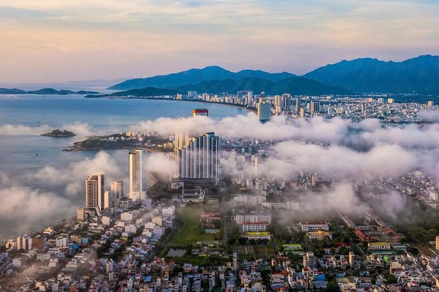Gin Patin và những góc ảnh nghệ thuật về thành phố biển Nha Trang - Ảnh 3.