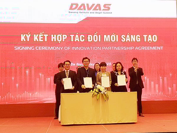 Ký kết hợp tác ĐMST tại DAVAS 2025.