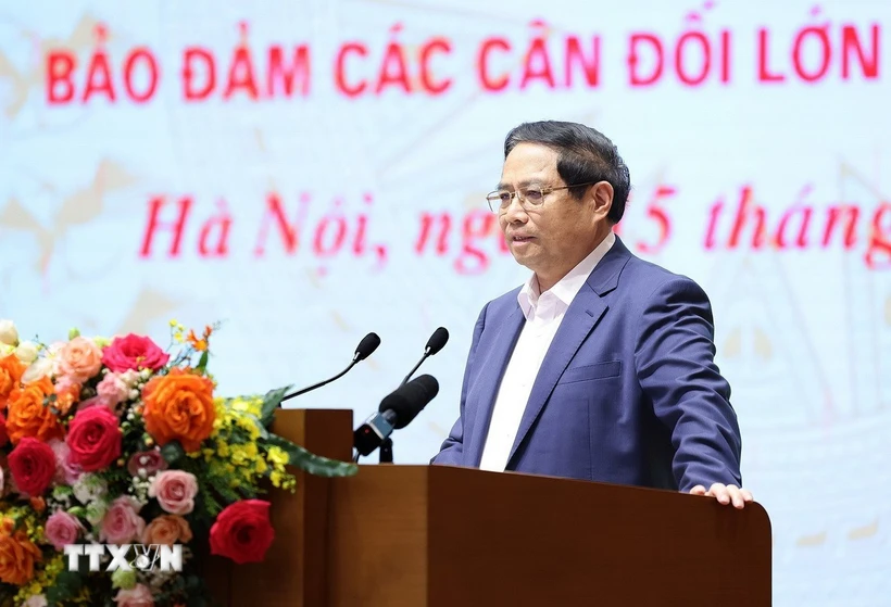 Thủ tướng Phạm Minh Chính phát biểu tại Hội nghị Thủ tướng Chính phủ làm việc với doanh nghiệp nhà nước. (Ảnh: Dương Giang/TTXVN)