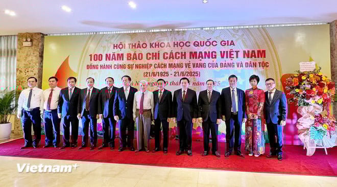 vnp-hoi-thao-bao-chi-7.jpg