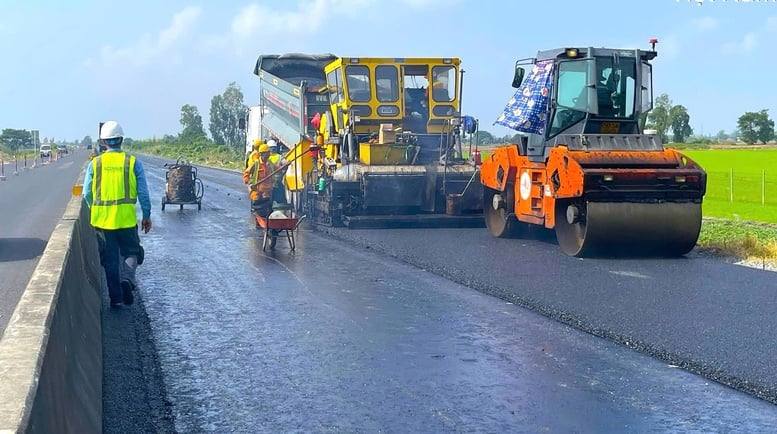 Vốn bảo trì đường bộ đang giải ngân rất chậm- Ảnh 1.