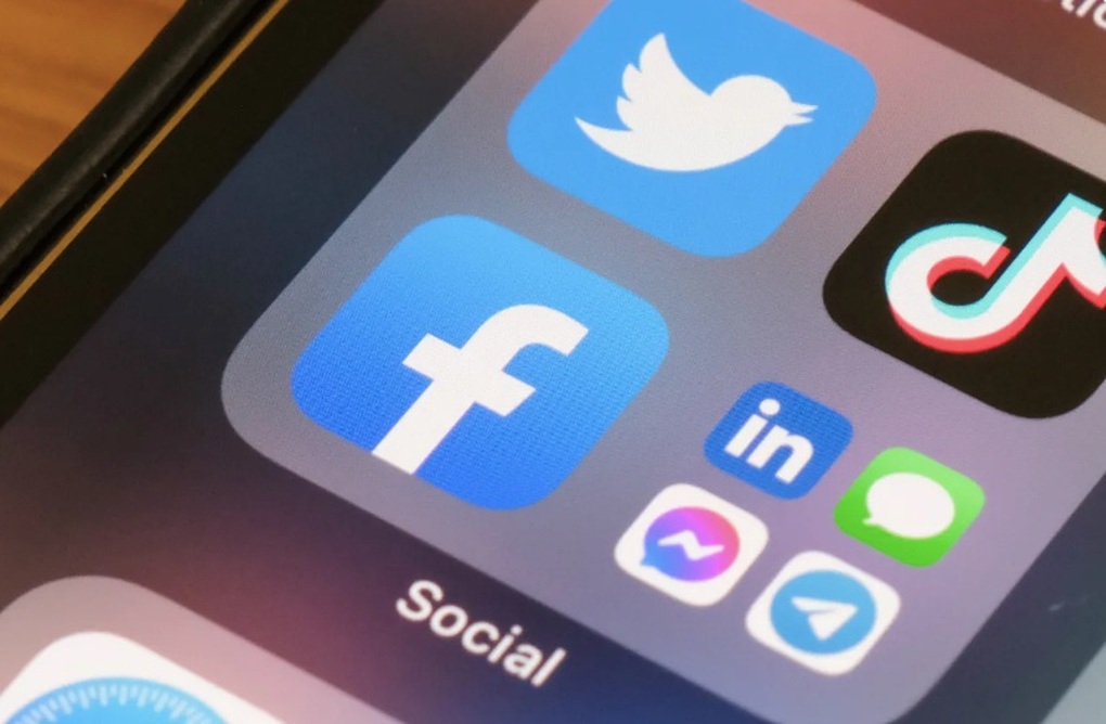 Министерство здравоохранения просит Facebook и YouTube заблаговременно удалить нарушающую правила рекламу косметики - 1
