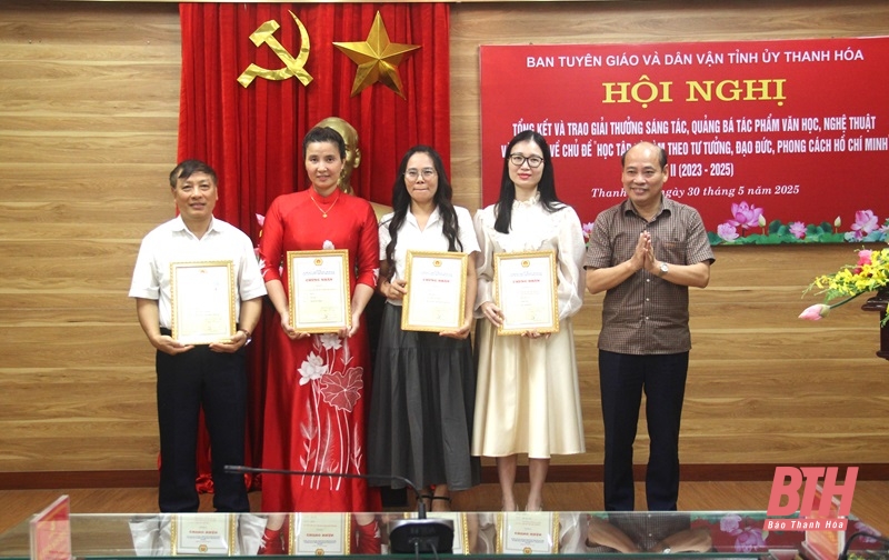 Trao giải sáng tác, quảng bá về chủ đề “Học tập và làm theo tư tưởng, đạo đức, phong cách Hồ Chí Minh”