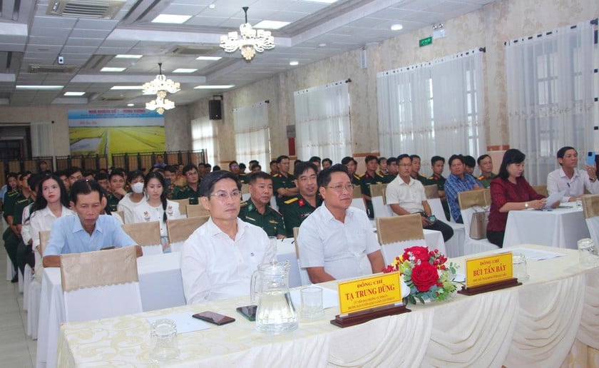 Đại biểu tham dự lễ tổng kết và trao giải Cuộc thi.