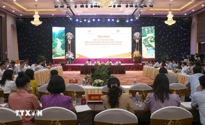 ttxvn-bao-chi-ninh-binh-2.jpg