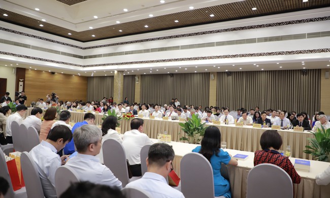 Tiếp tục xây dựng, củng cố, nâng tầm một thế hệ nhà báo tương lai bút sắc, lòng trong, tâm sáng - Ảnh 4.