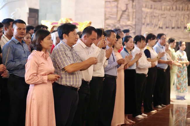 Giao lưu HSSV dân tộc thiểu số tiêu biểu năm 2025: Lan toả khát vọng vươn lên, gìn giữ bản sắc dân tộc Việt Nam - Ảnh 11.