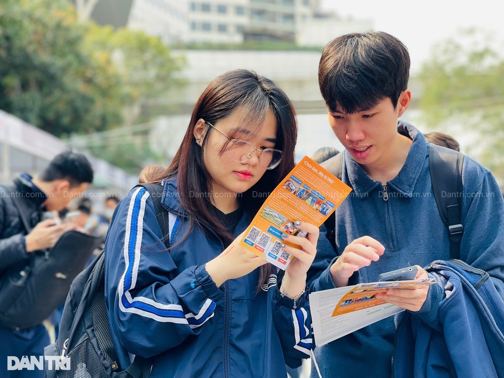 Trường ĐH Kinh tế dự kiến tăng học phí đại học chính quy 4 năm liên tiếp - 1