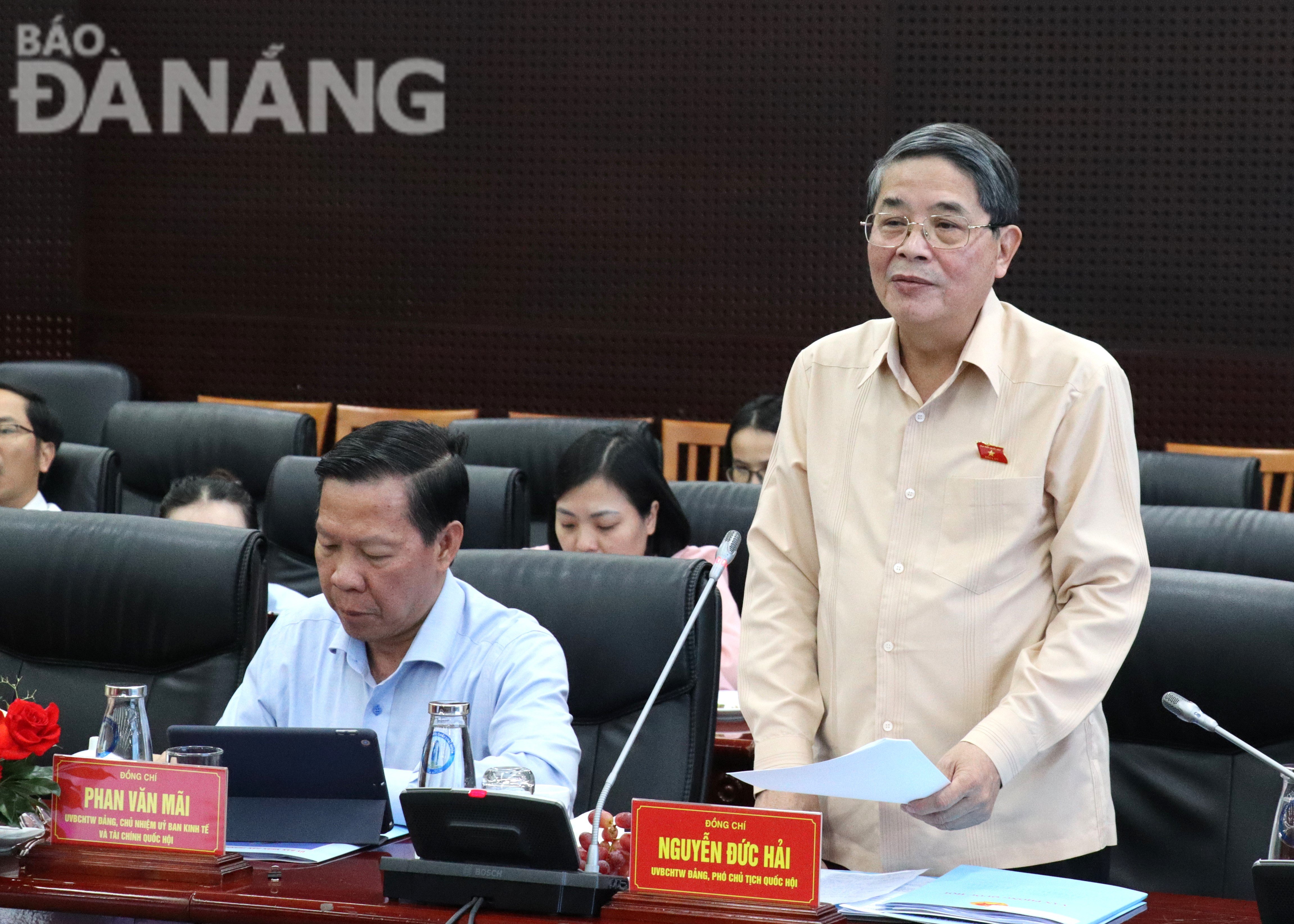 Phó Chủ tịch Quốc hội Nguyễn Đức Hải phát biểu đề dẫn. Ảnh: M.QUẾ
