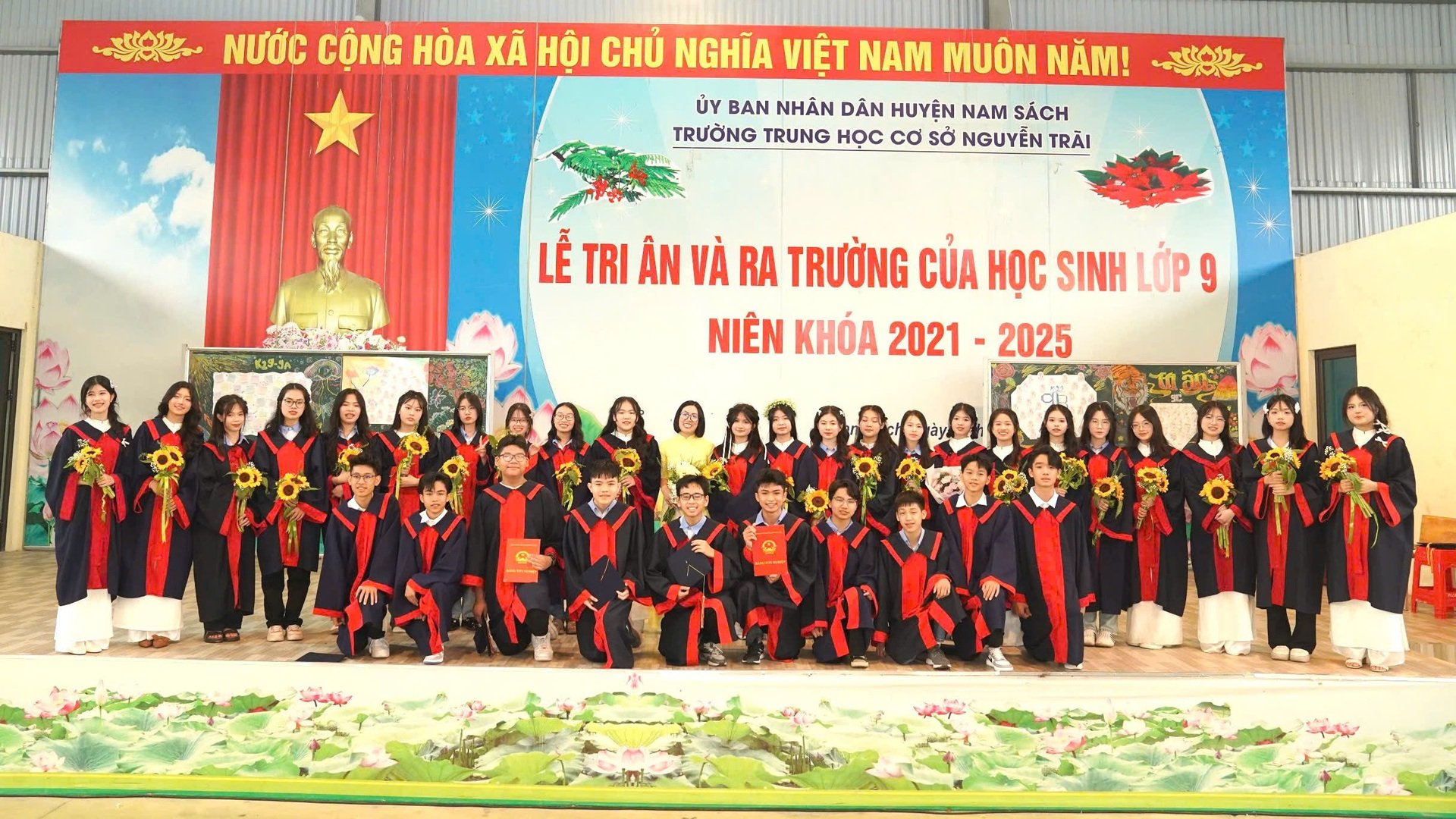 Lời nói gan ruột của người mẹ: Tình yêu không đến từ những bảng điểm đẹp! - 6