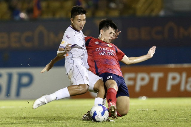 Bảng xếp hạng V-League: CLB CAHN thắng ngược áp sát tốp 3, Bình Dương 'chìm nghỉm' ở nửa sau- Ảnh 1.