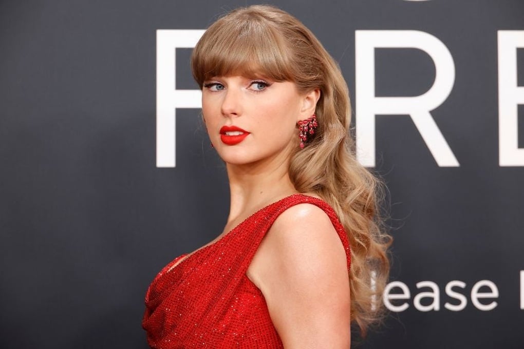 Thương vụ ước tính hàng trăm triệu USD của rắn chúa Taylor Swift - 4