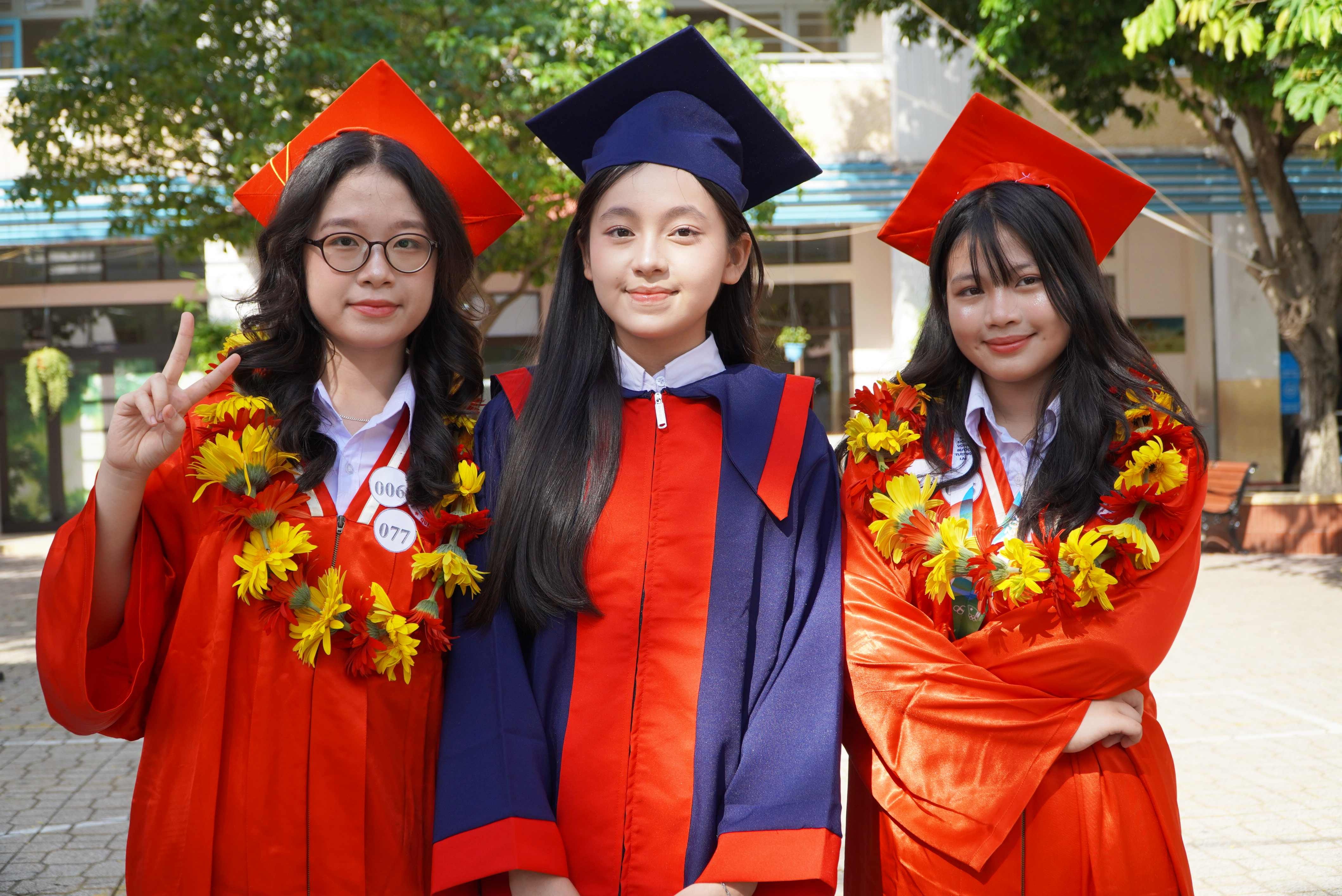 Khoảnh khắc trong veo tuổi 15, học sinh lớp 9 chào đón bước ngoặt mới - 8
