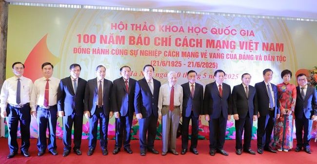 Tiếp tục xây dựng, củng cố, nâng tầm một thế hệ nhà báo tương lai bút sắc, lòng trong, tâm sáng - Ảnh 5.