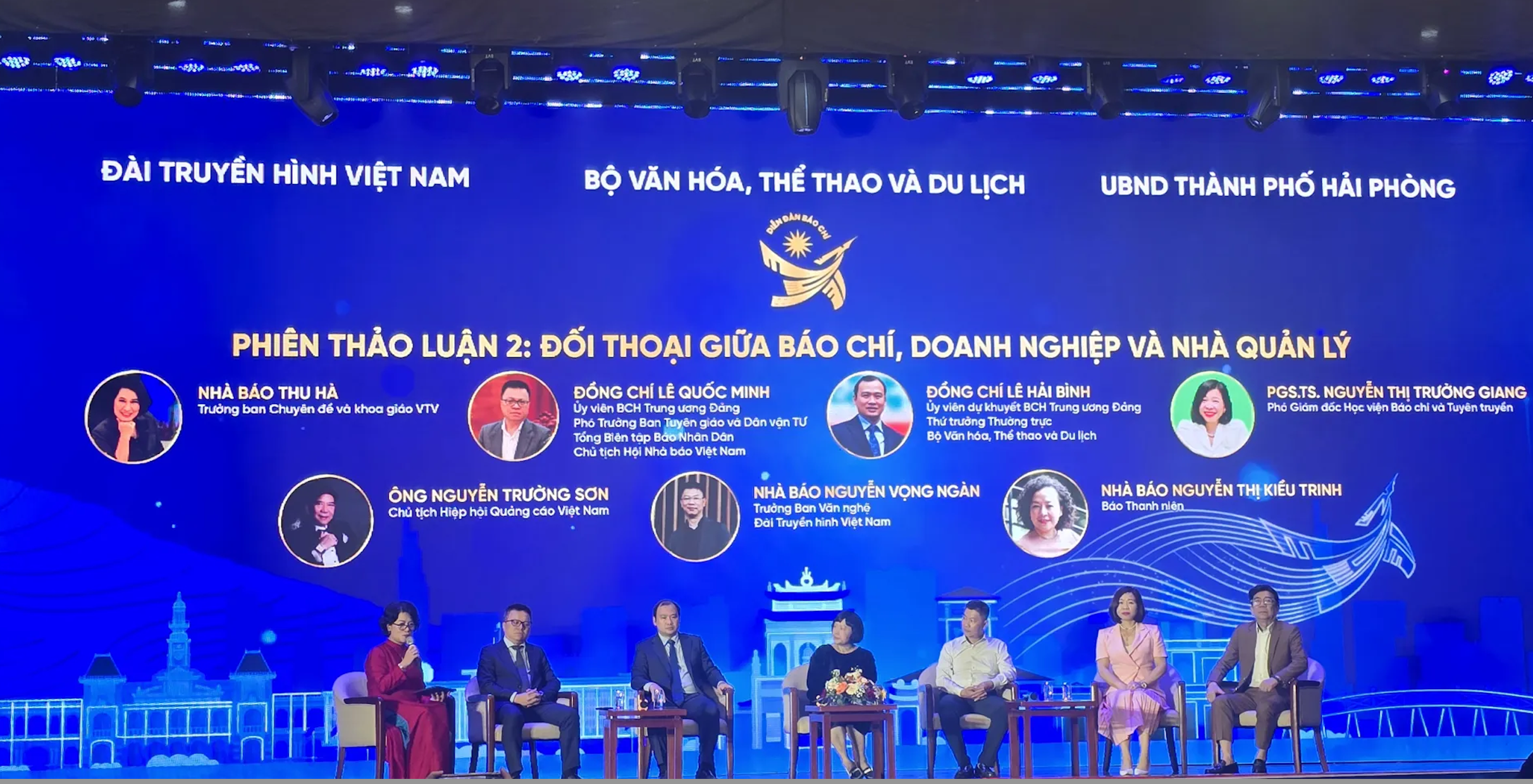 Phát huy vai trò của báo chí trong thúc đẩy phát triển các ngành công nghiệp văn hoá