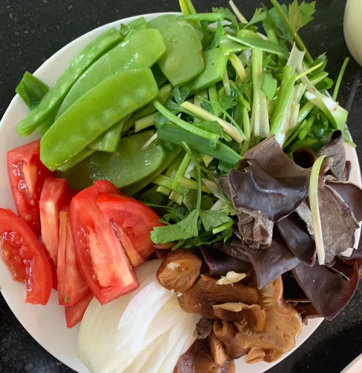 Phở xào bò với công thức ướp thịt ngon bất bại, cho ngày nắng nóng, cho cả mùa mưa - Ảnh 4.