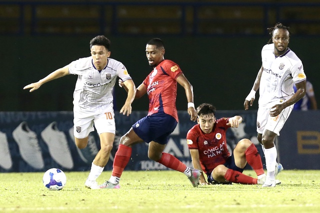 Bảng xếp hạng V-League: CLB CAHN thắng ngược áp sát tốp 3, Bình Dương 'chìm nghỉm' ở nửa sau- Ảnh 2.