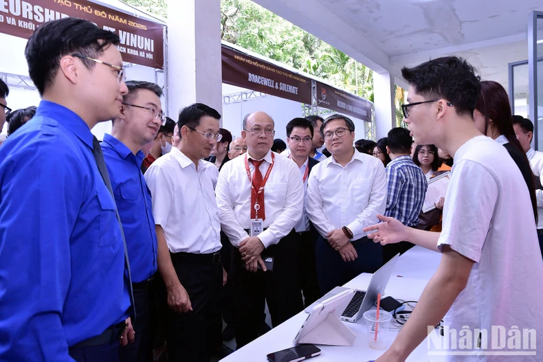 Ngày hội của những sản phẩm, dự án khởi nghiệp do sinh viên thực hiện ảnh 3