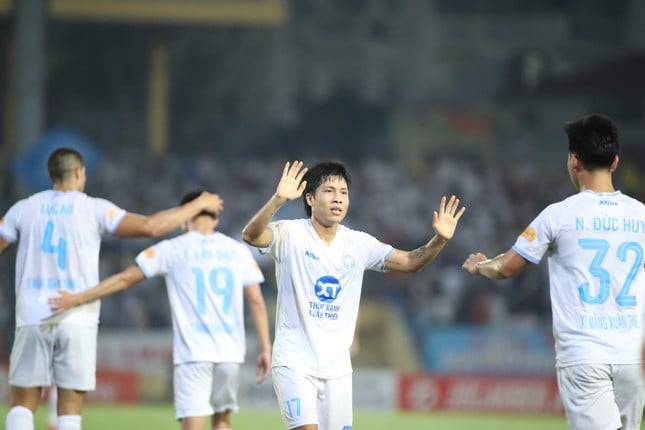 Trực tiếp Hà Nội FC vs Thép Xanh Nam Định 0-2 (H1): Nam Định gia tăng cách biệt ảnh 1