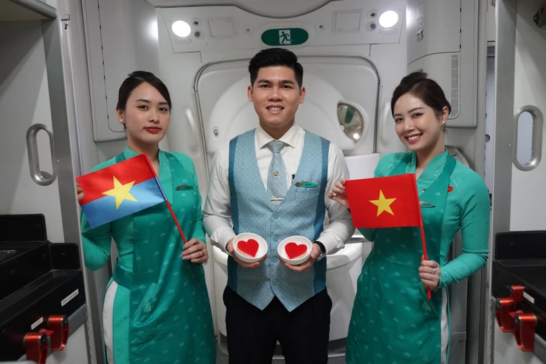 Cùng Vietnam Airlines cất cánh trong ngày Đại lễ dân tộc ảnh 10