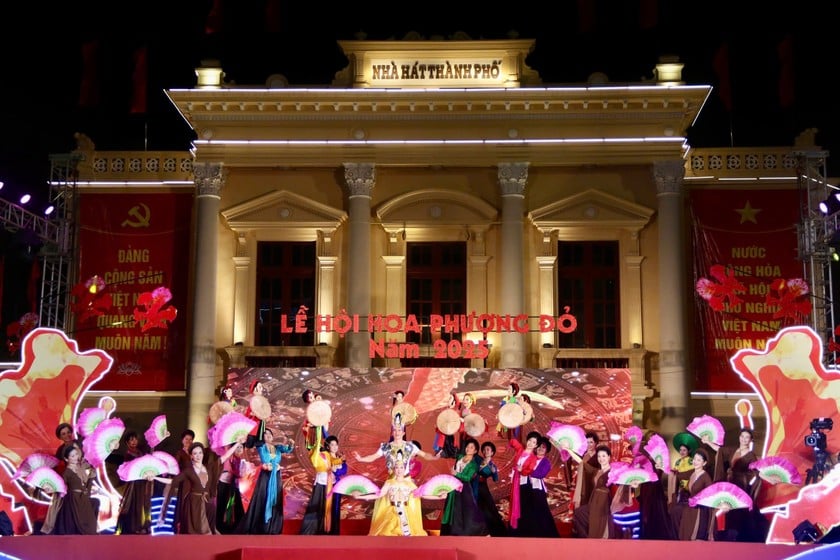 Tiết mục văn nghệ tại chương trình.