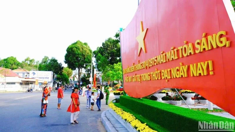 ទីក្រុង Can Tho ស្វាគមន៍ភ្ញៀវទេសចរជាង 100 ពាន់នាក់ក្នុងអំឡុងពេលថ្ងៃឈប់សម្រាកថ្ងៃទី 30 ខែមេសានិងថ្ងៃទី 1 ខែឧសភា