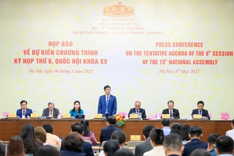 การประชุมสภานิติบัญญัติแห่งชาติครั้งที่ 9 สมัยที่ 15 เปิดอย่างเป็นทางการในช่วงเช้าของวันที่ 5 พฤษภาคม