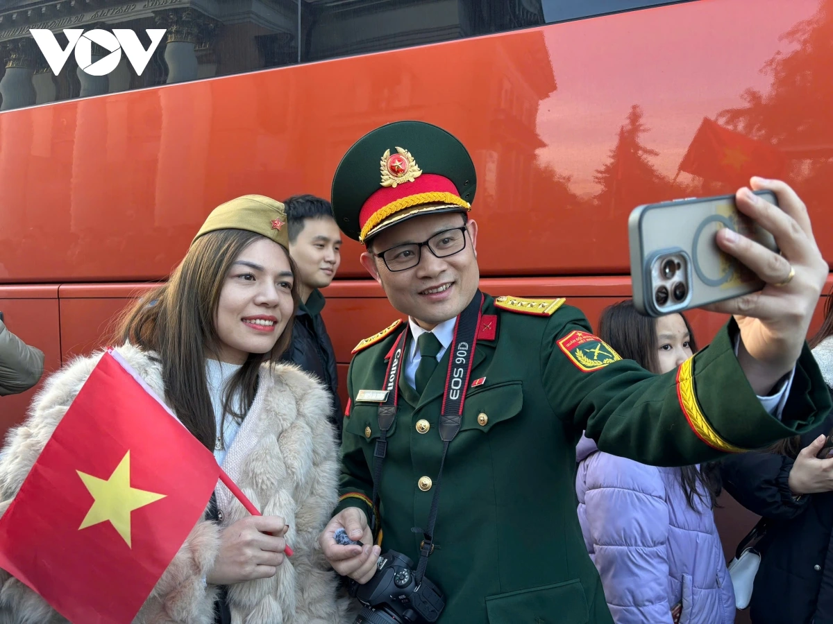 Hình ảnh các chiến sĩ Việt Nam tham gia sơ duyệt tại Quảng trường Đỏ