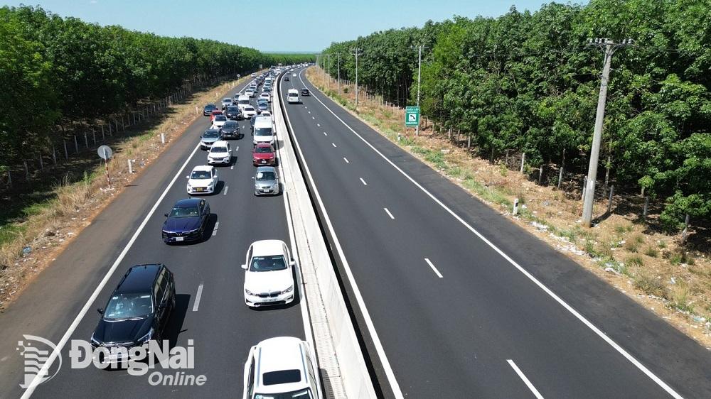 Đường cao tốc Phan Thiết - Dầu Giây là một trong 5 tuyến cao tốc do nhà nước đầu tư sẽ được thu phí