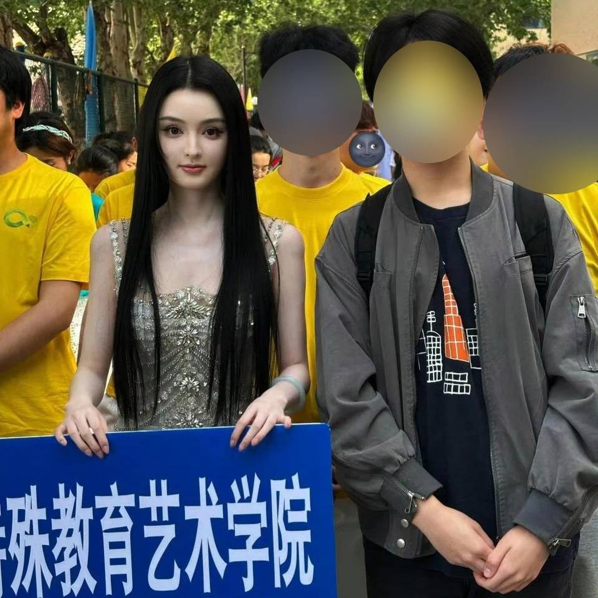 Nữ sinh câm điếc gây chú ý vì vẻ đẹp tựa như... AI tạo nên - 3