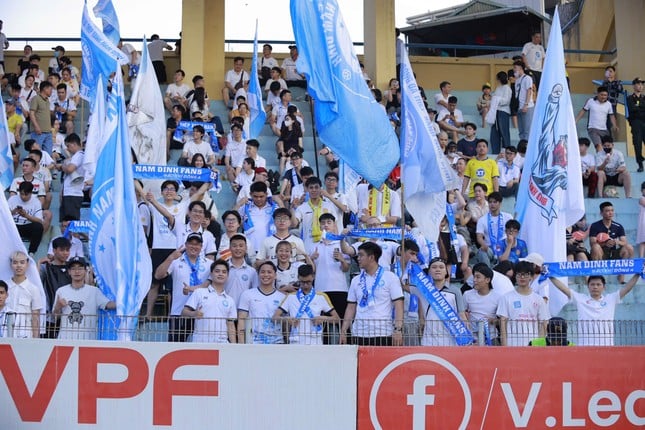 En directo: Hanoi FC vs Nam Dinh Blue Steel 0-0 (H1): Hanoi contraataca peligrosamente (foto 14)