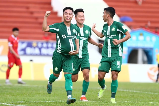 Công Phượng không thể tỏa sáng, Bình Phước ngắt mạch thắng - Ảnh 5.