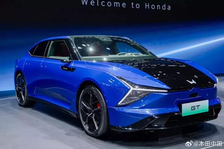 Tan thay Honda GT - oto dien moi voi noi that 6 man hinh-Hinh-4