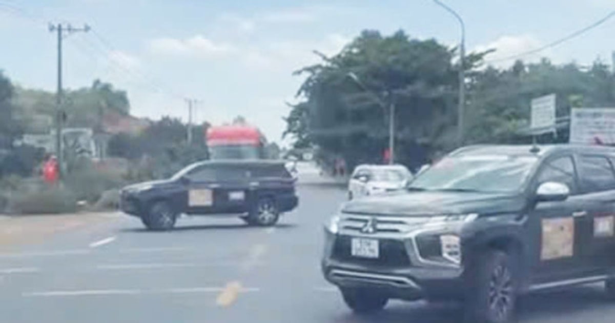 Police investigate case of car blocking Highway 20 to clear way for convoy...