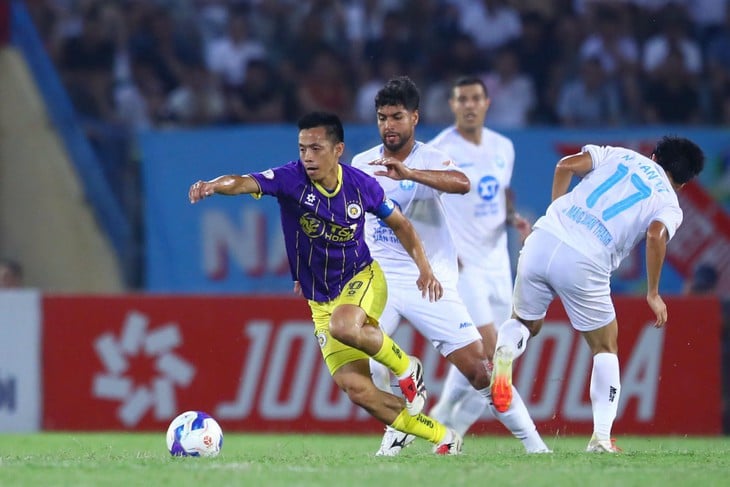 Hà Nội - Nam Định (hiệp 1) 0-0: thế trận cân bằng - Ảnh 1.