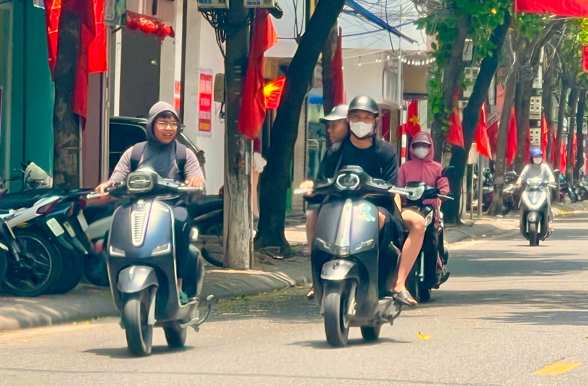 Hải Dương nắng nóng trước khi đón mưa dông