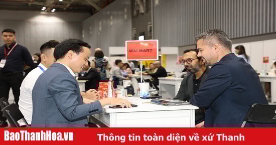 Thị trường nước ngoài lần đầu tiên đóng góp trên 20% doanh thu của Vinamilk