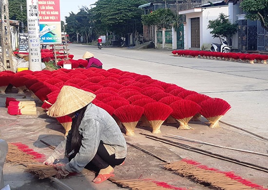 The colorful and fragrant street in Ban Tan, Dai Dong. Photo: HOANG LIEN