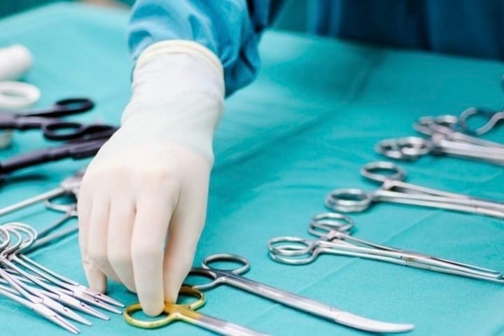 Sở Y tế tỉnh Nam Định thông tin về sức khỏe cháu bé bị tai nạn do công nông tự chế gây ra
