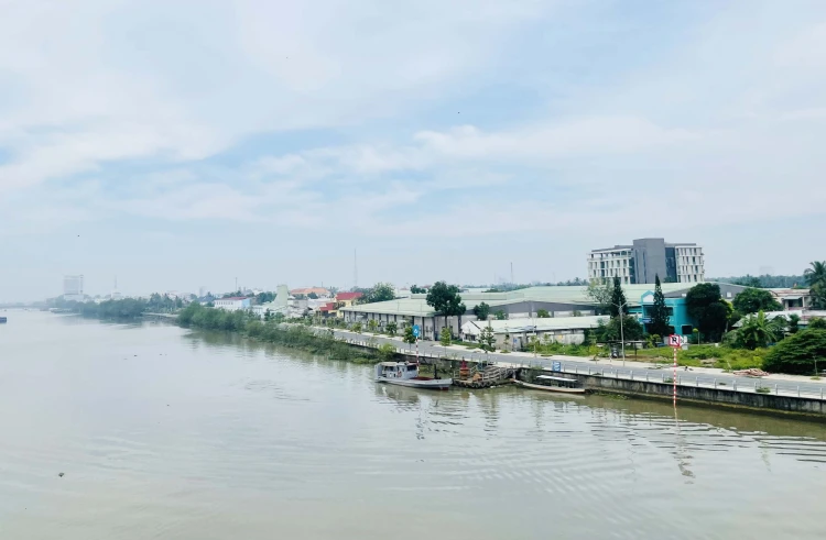 Tăng cường công tác kiểm soát và xử lý ô nhiễm môi trường nước