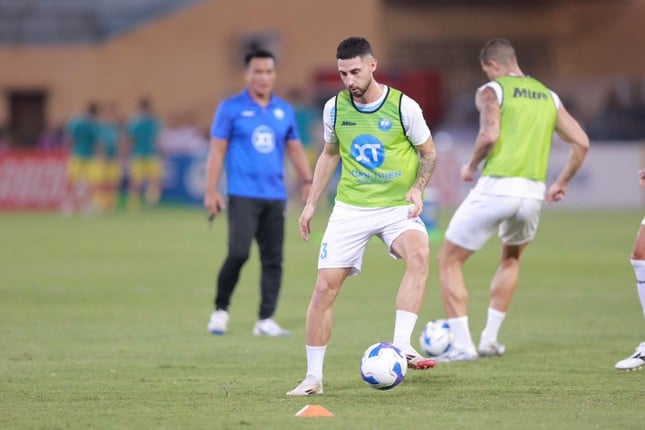 En directo: Hanoi FC vs Nam Dinh Blue Steel 0-0 (H1): Hanoi contraataca peligrosamente (foto 25)